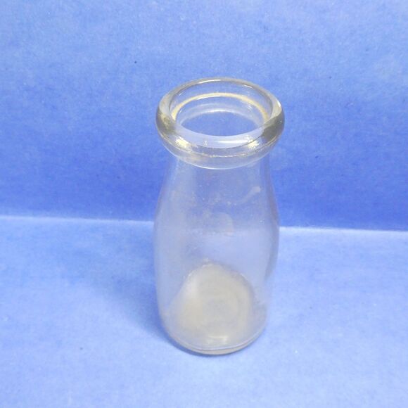 Bremerton Creamery Co. Milk Bottle Half Pint Clear Glass Vintage Embossed WA - Picture 5 of 16